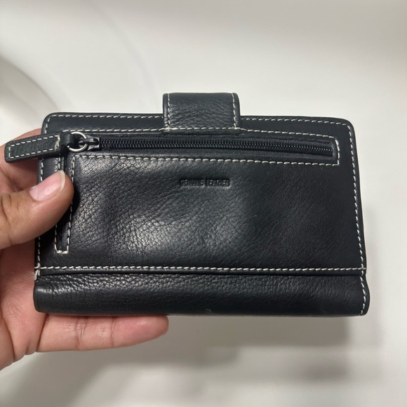 Vintage Fossil Wallet with Ladybug Design - Picture 2 of 4